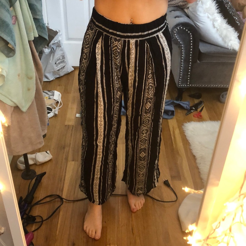 Long flowery pants